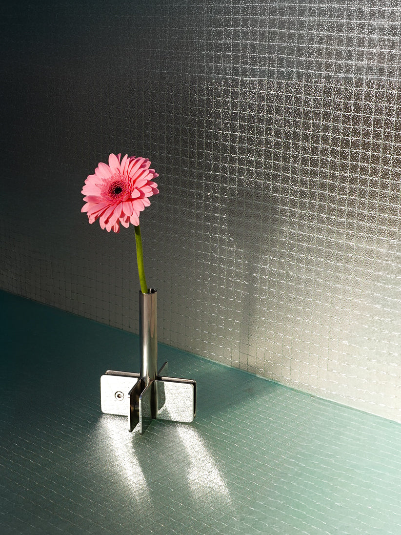 XO VASE ''STEEL EDITION''