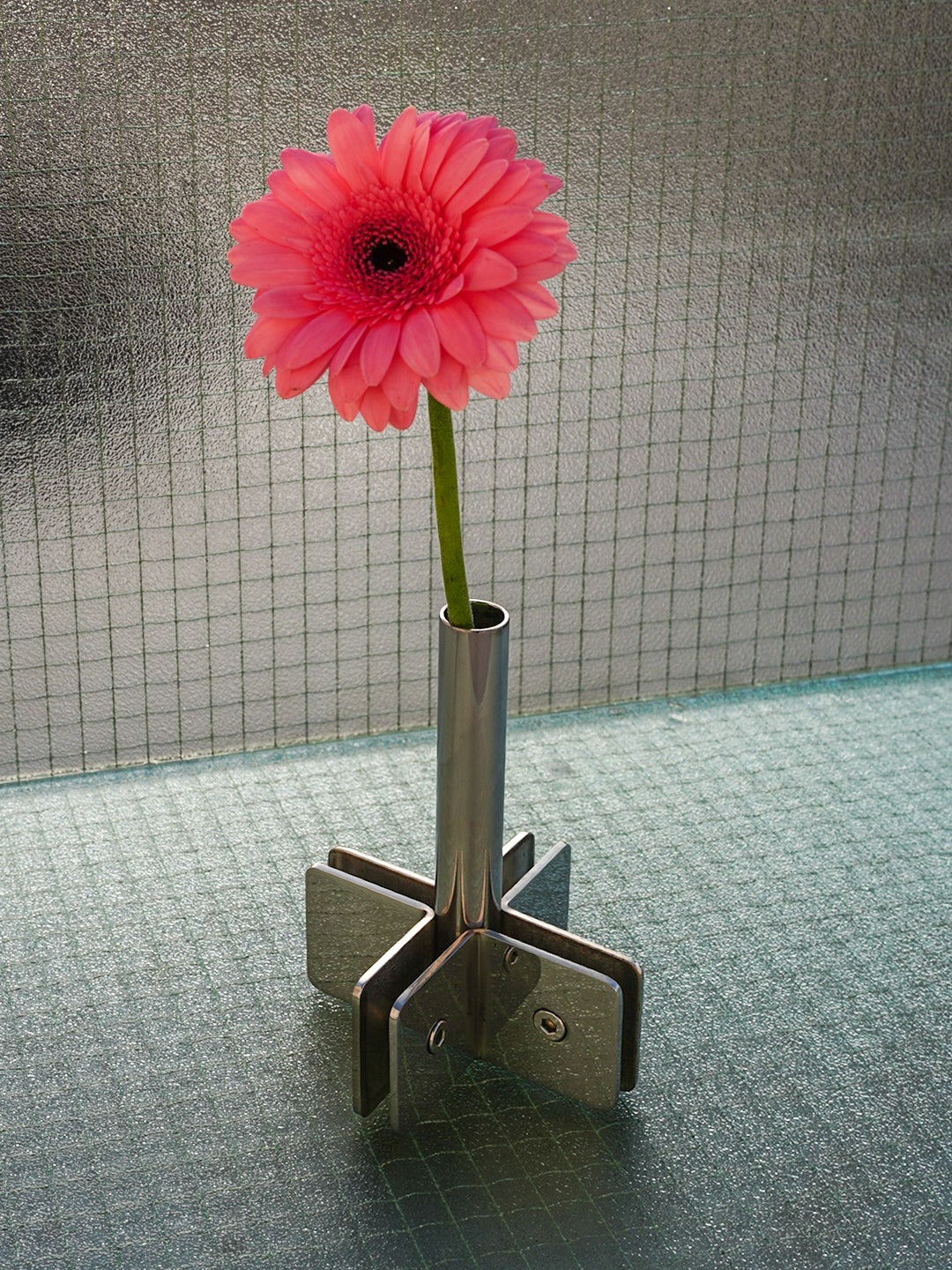 XO VASE ''STEEL EDITION''