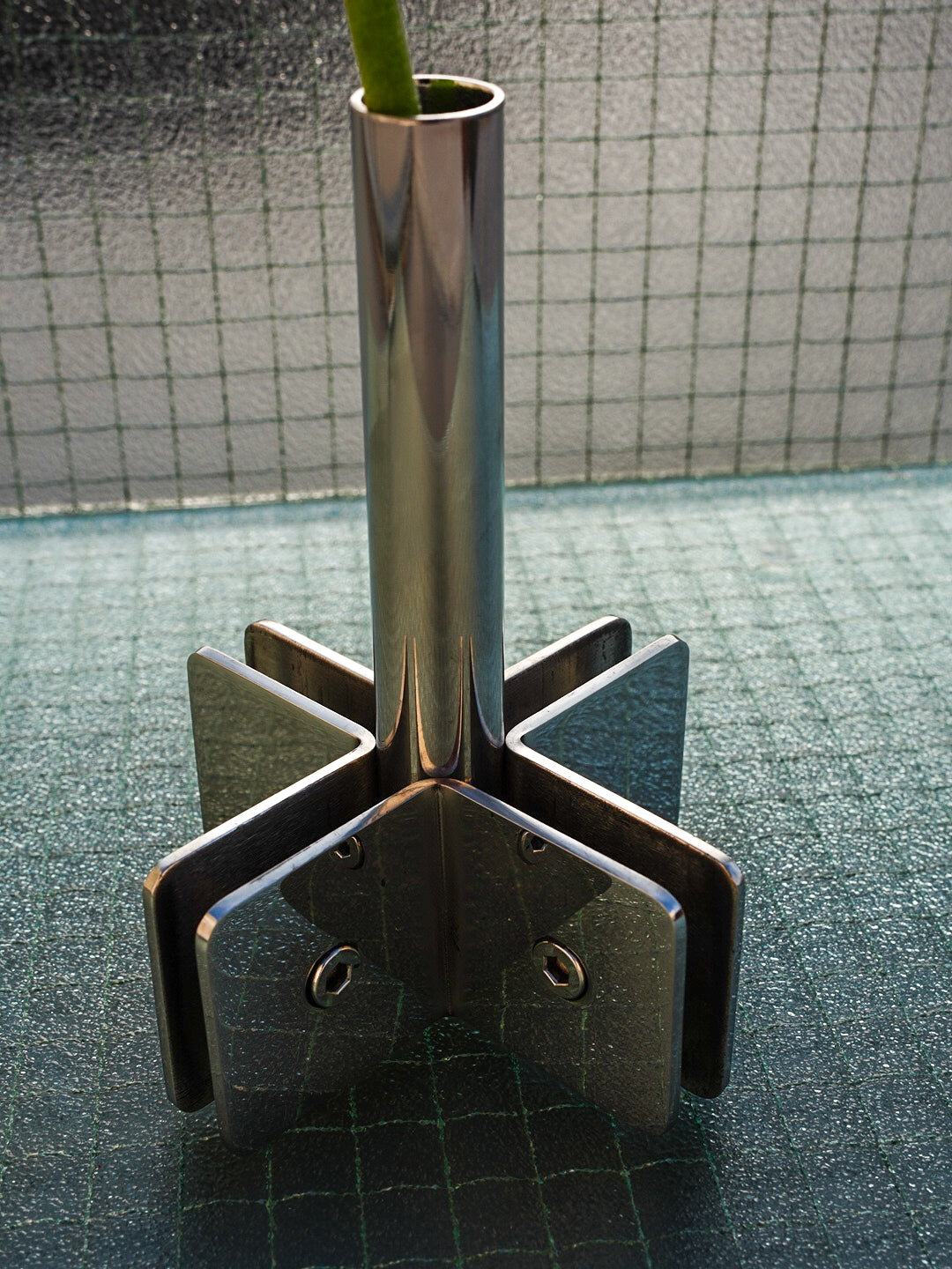 XO VASE ''STEEL EDITION''