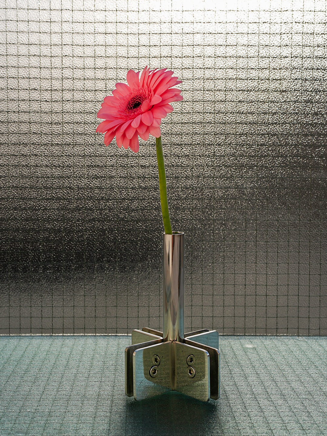 XO VASE ''STEEL EDITION''