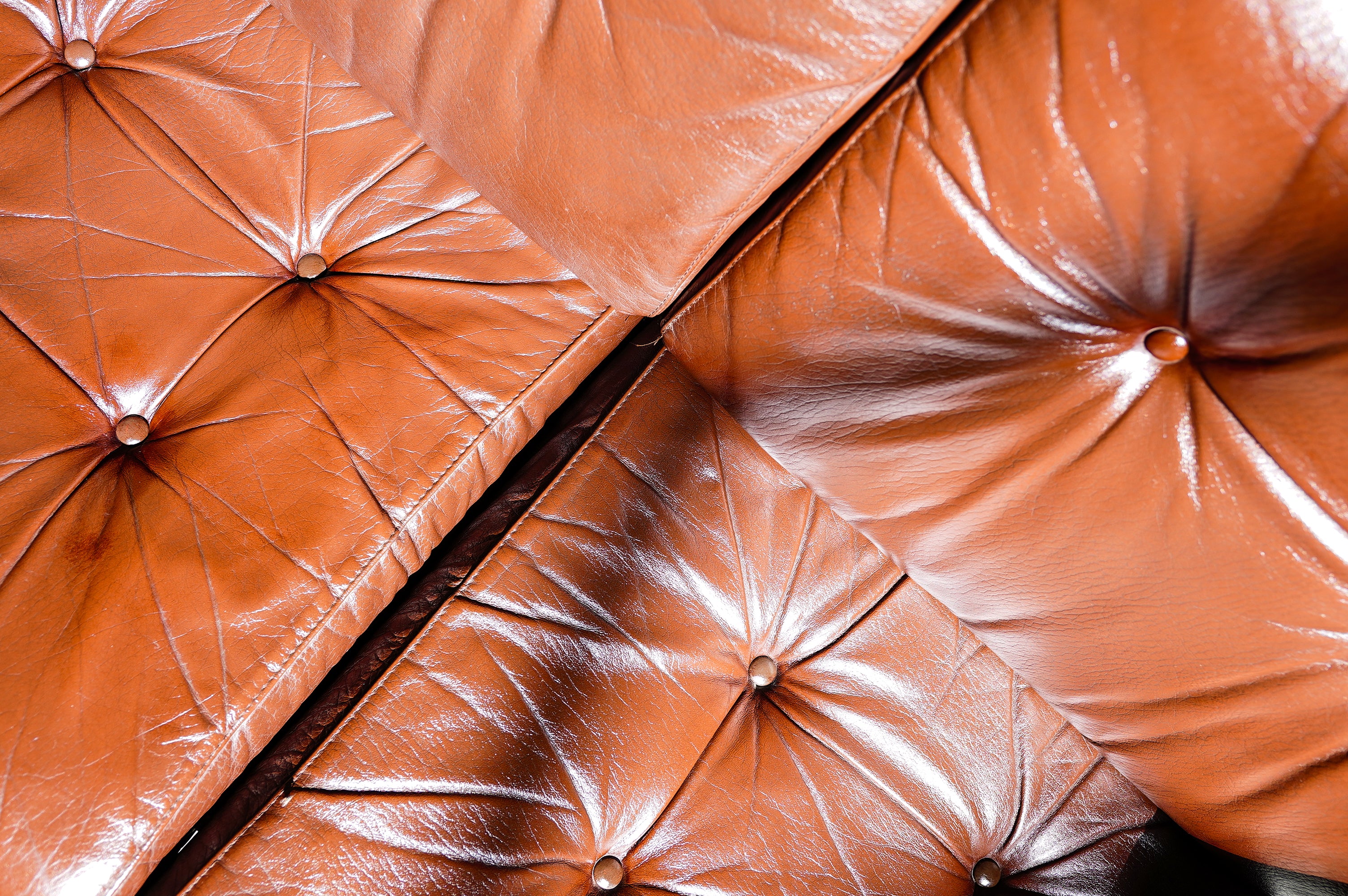 1970s LEATHER TWO-SEATER SOFA