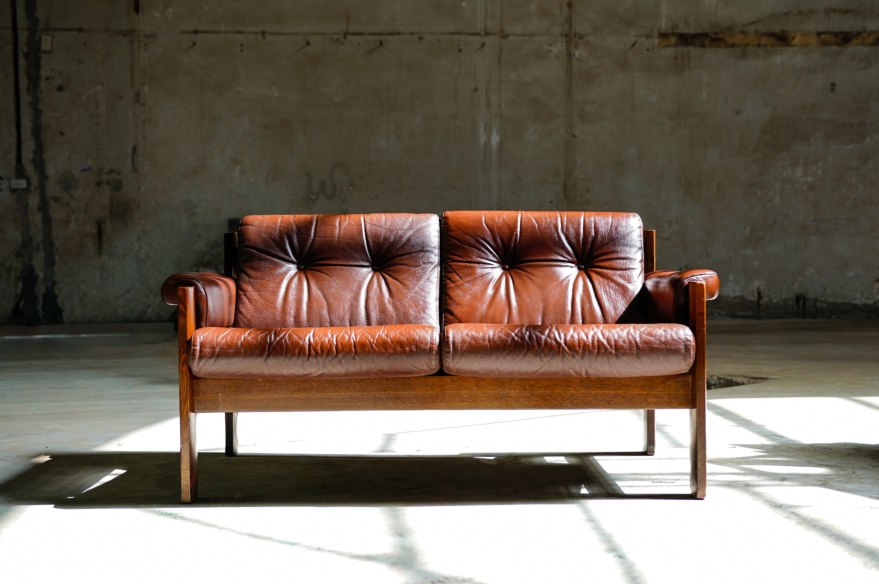 1970s LEATHER TWO-SEATER SOFA