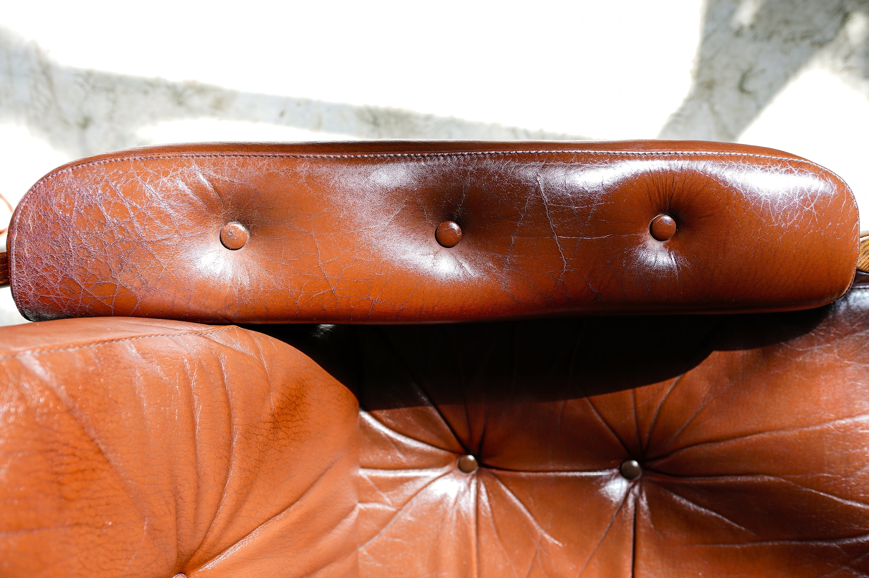 1970s LEATHER TWO-SEATER SOFA